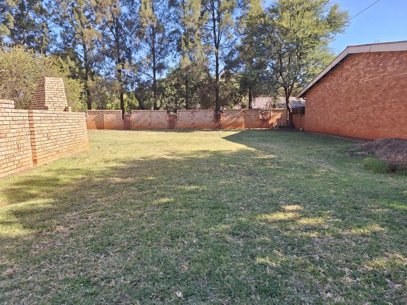 5 Bedroom Property for Sale in Stilfontein North West